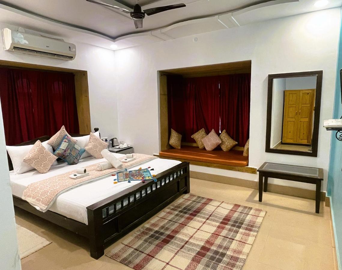 Hotel Meerana Jaisalmer Bagian luar foto