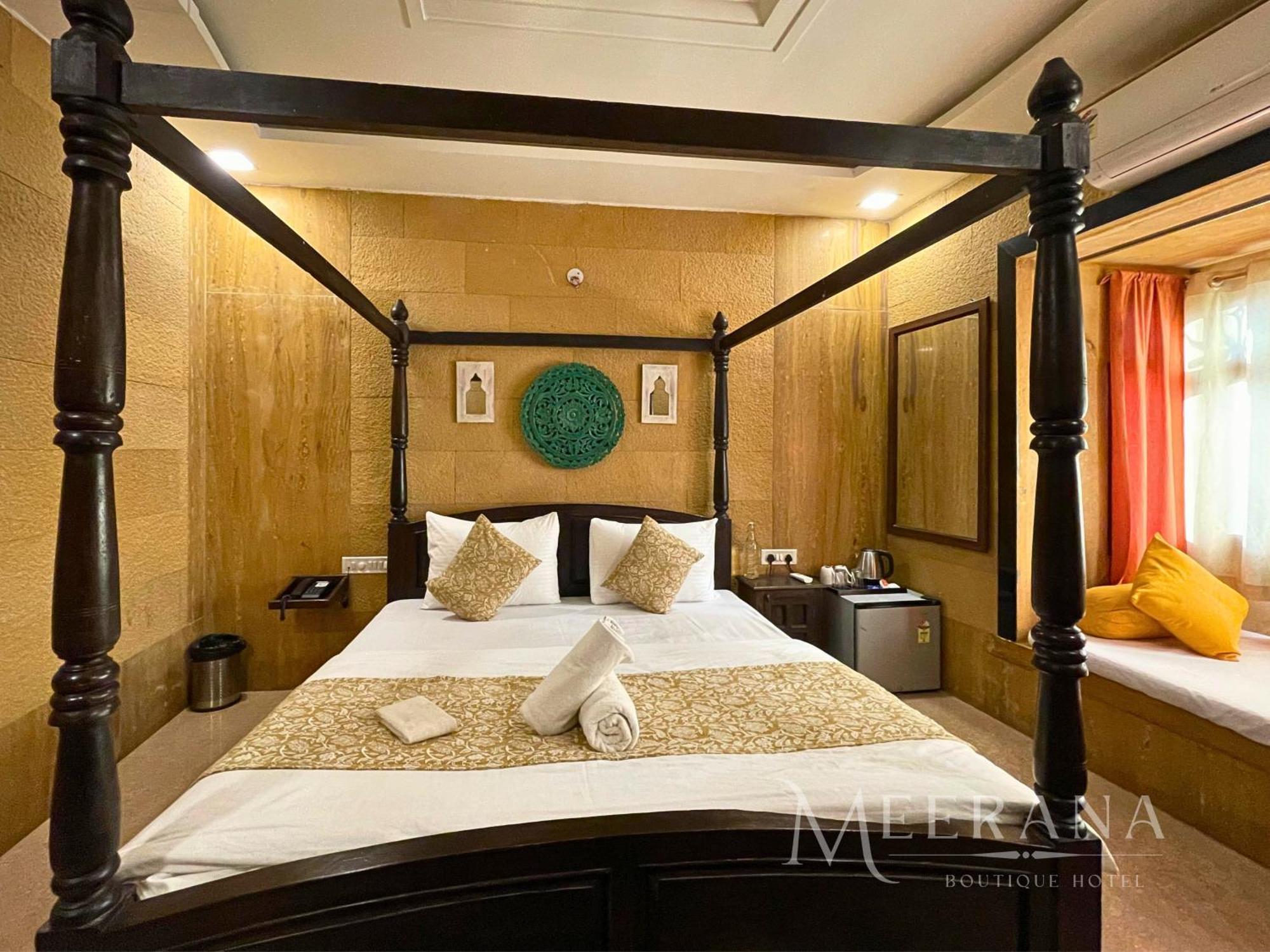 Hotel Meerana Jaisalmer Bagian luar foto